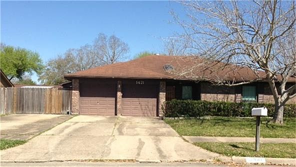 1st image of 1421 Parklink Dr