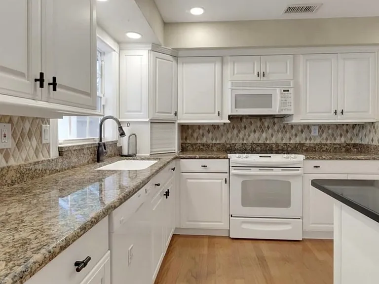 13711 Raleigh Ln #N7 — Photo 9