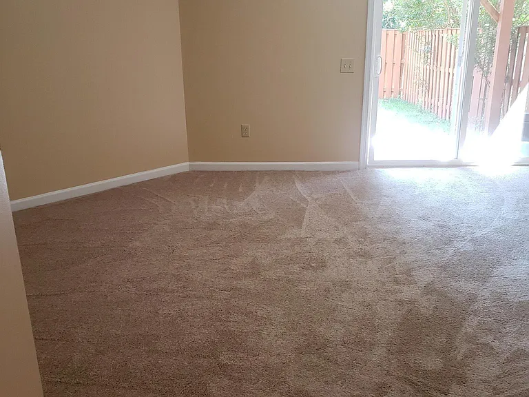 104 Batley Ct — Photo 5