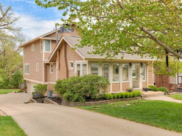 4819 Harwood Dr, Des Moines, IA 50312
