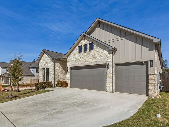 2nd image of 2941 Delaware St