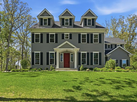 5th image of 804 Shannon Dr