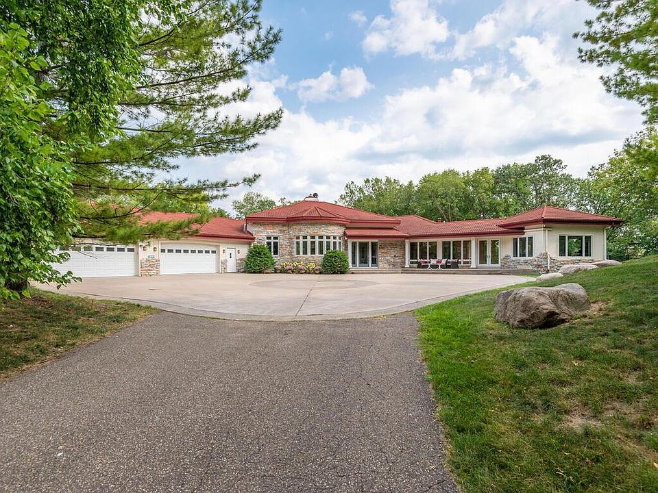 1300 Deerwood Dr, Eagan, MN 55123 MLS 6425138 Zillow