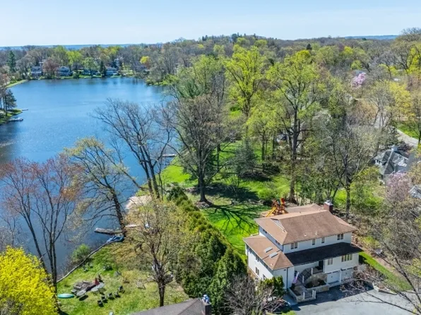 144 Boulevard, Mountain Lakes Boro, NJ 07046