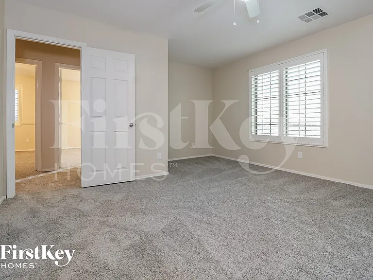 23768 W Desert Bloom St — Photo 15