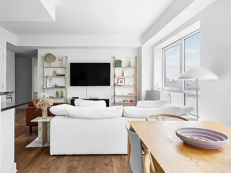 440 Kent Ave #19C — Photo 1