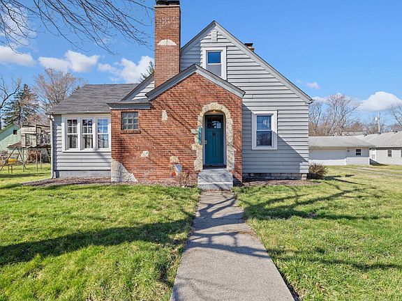 3rd image of 6982 Connecticut St