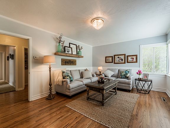 5th image of 952 E Atkin Ave