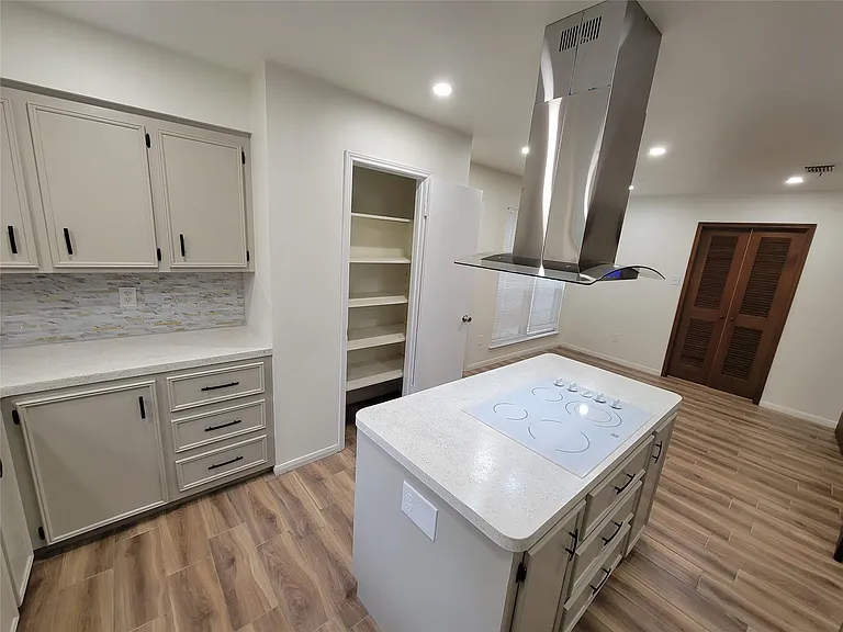 15911 Haven Hills Dr — Photo 5