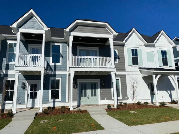 1951 Amacher Dr, Spring Hill, TN 37174