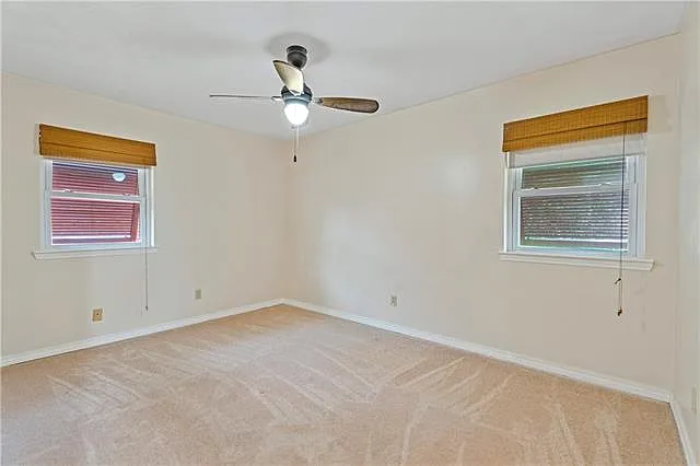 4712 Loveland St — Photo 12