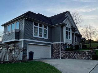 4 Fairway Dr, Exeter, PA 18643