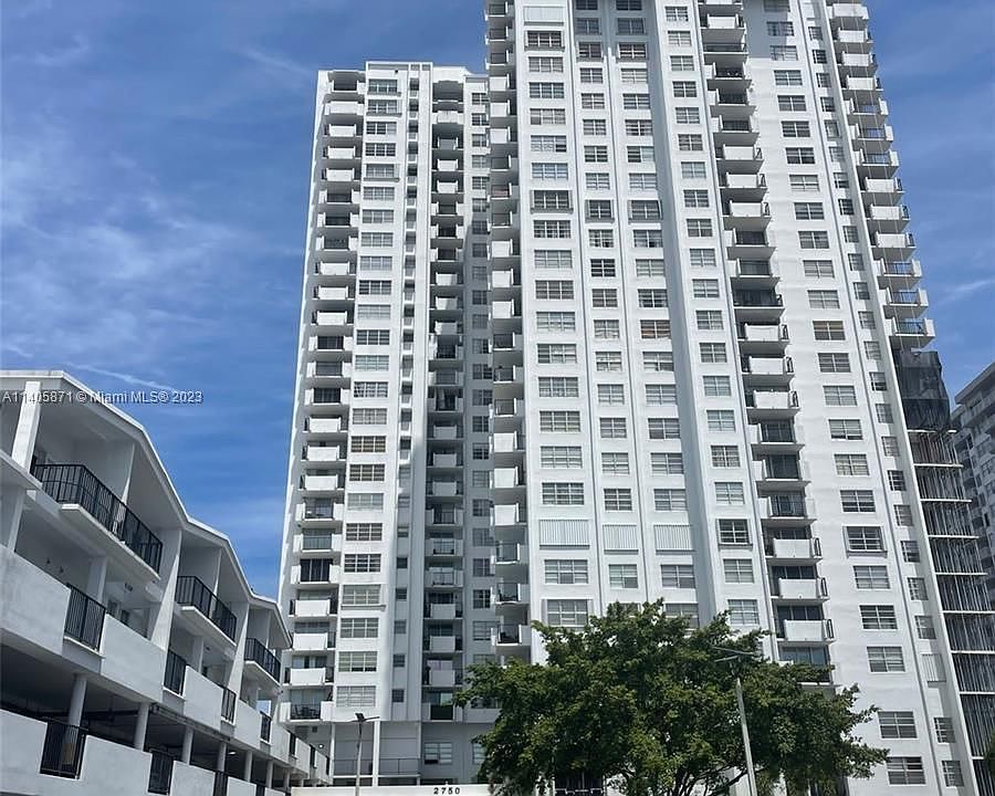 1st image of 2750 NE 183rd St APT 1208