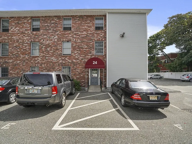 24 South St #22 — Photo 15