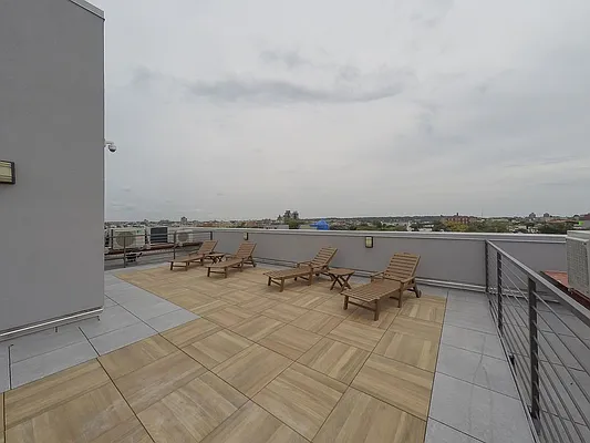 Rented by Cyberapts Management | media 18