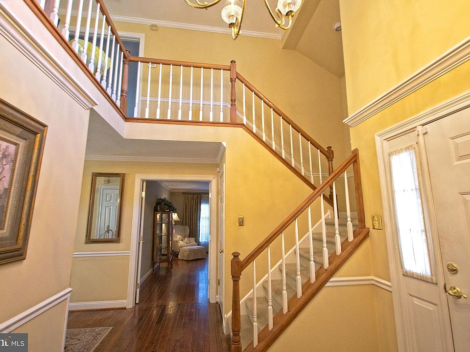 521 Palmer Farm Dr, Yardley, PA 19067 Zillow