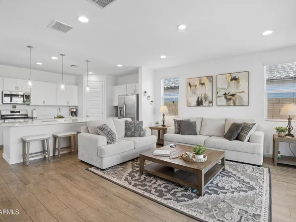 4364 E SAMKAY Lane, San Tan Valley, AZ 85143