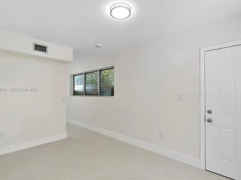 1612 SW 23rd St #1612 — Photo 27