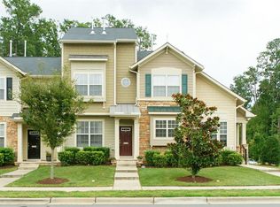 102 Tobacco Leaf Ln, Apex, NC 27502