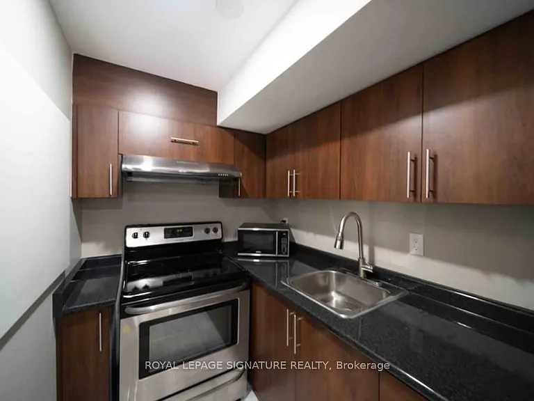 1607 Rockaway St — Photo 6