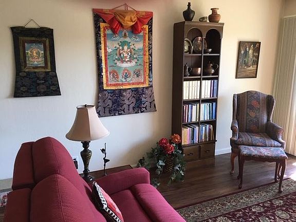 3rd image of 26 Skylark Dr APT 10