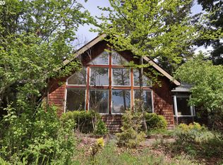 5556 Neal Creek Rd, Hood River, OR 97031