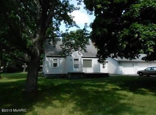 1028 S Division St, Whitehall, MI 49461
