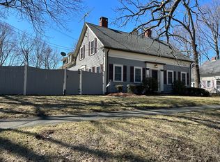 49 Poplar St APT 1, Danvers, MA 01923