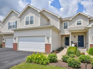 213 Dorset Ave, Oswego, IL 60543