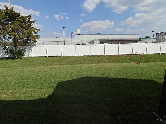 3rd image of 5717 White Pine Ln #9577