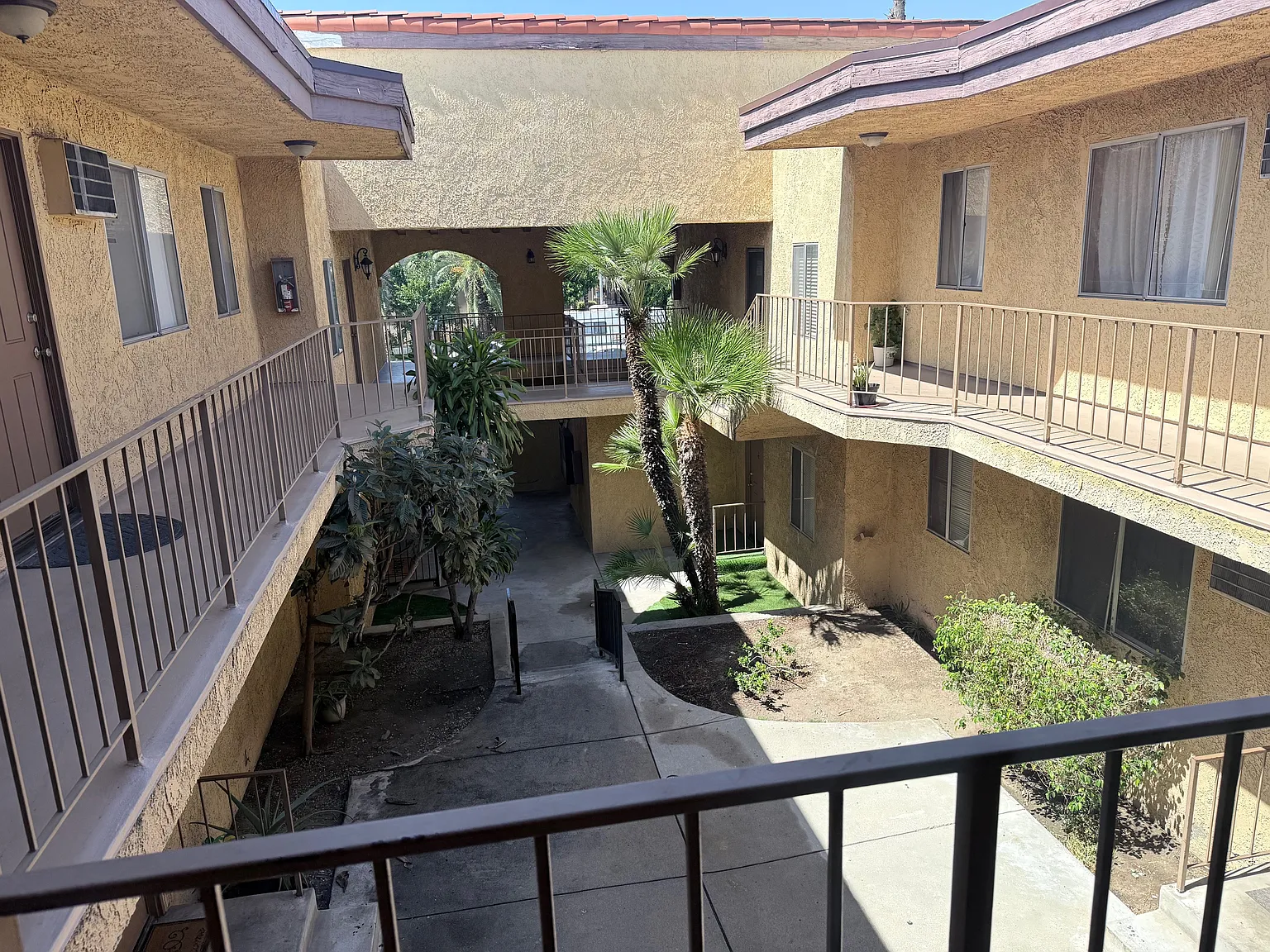 1 bed, $1,800 — Photo 2