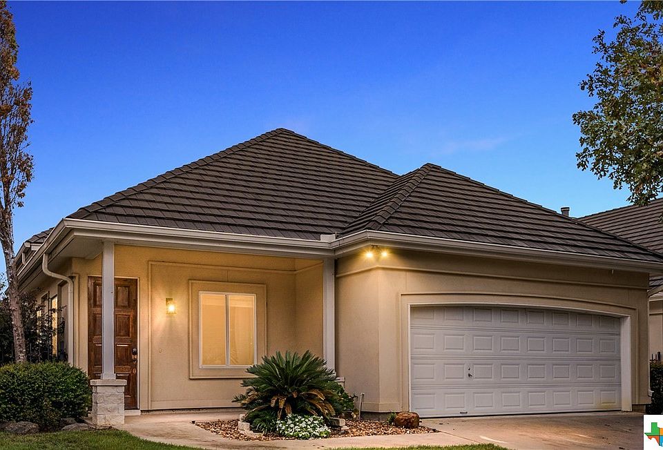 1st image of 2225 Garden Ct