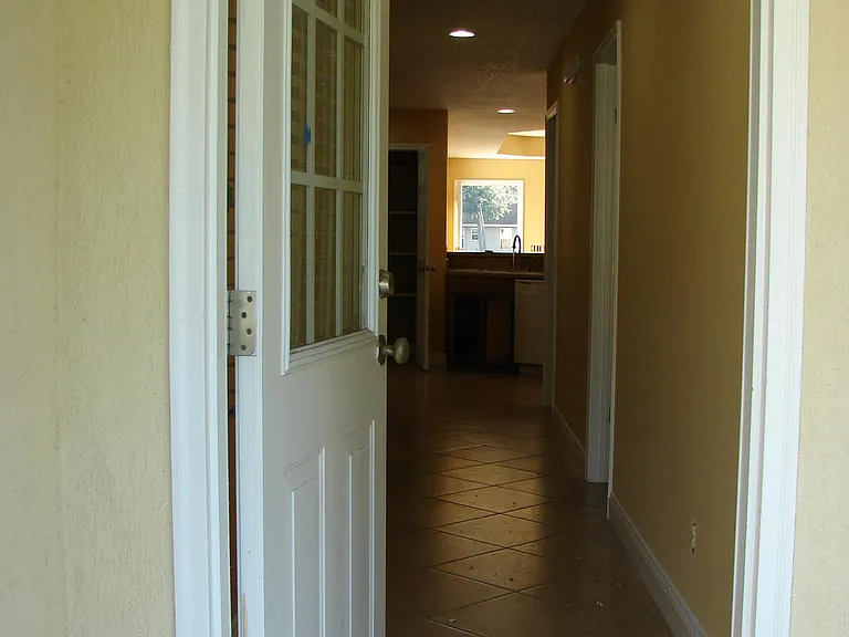 271 Millcrest Dr — Photo 20