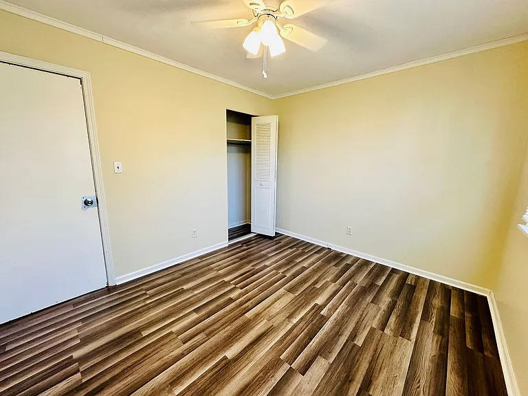 710 Latimer Ave — Photo 25