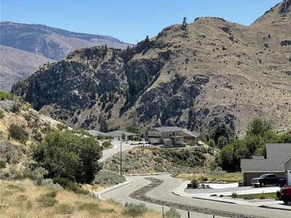 9988 Saska Way, Entiat, WA 98822