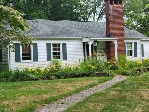 7357 Westview Rd, Kent, OH 44240