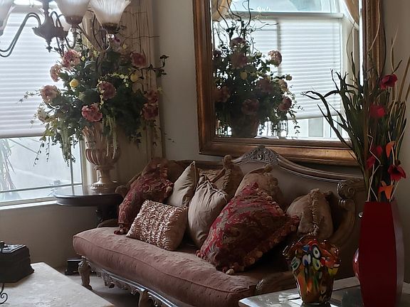 Formal Living room