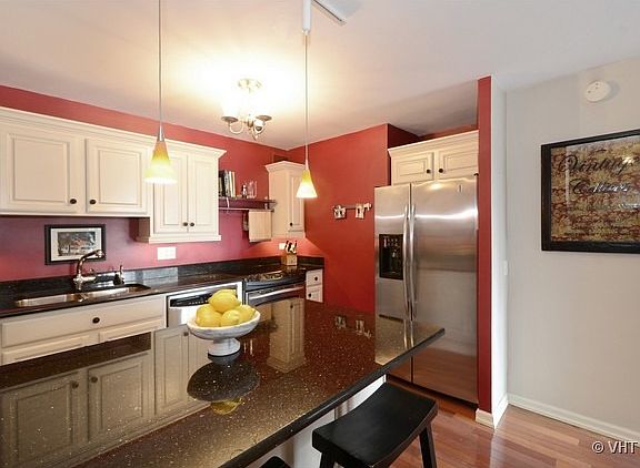 5th image of 1555 N Sandburg Ter APT 406K