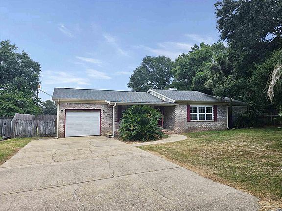 2nd image of 4240 Wellington Dr