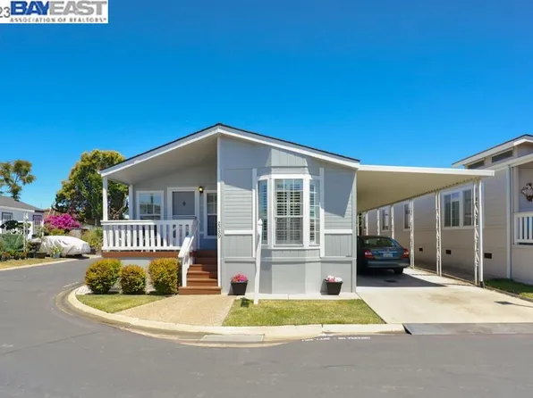 2239 Bourbon Dr, Hayward, CA 94545