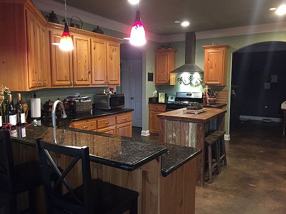 3rd image of 2746 Laurel Pointe Dr