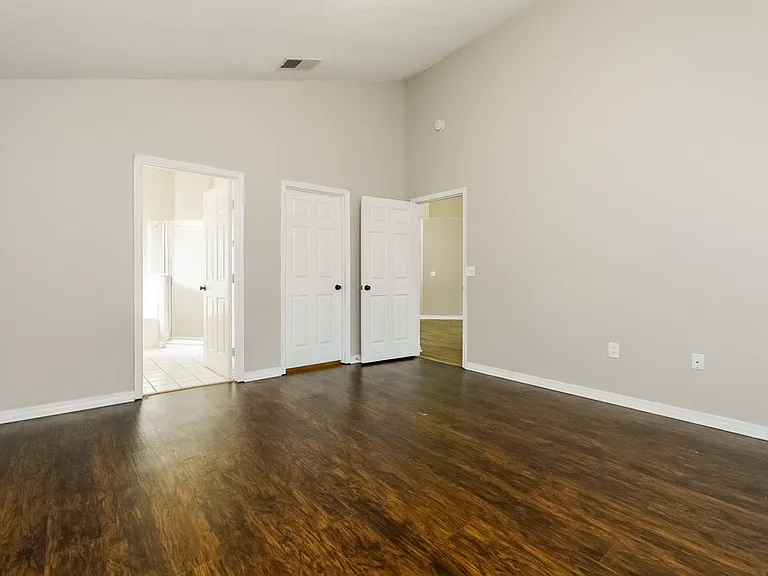 1718 Putney Cir — Photo 11