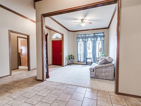 2nd image of 709 Greenfield Dr