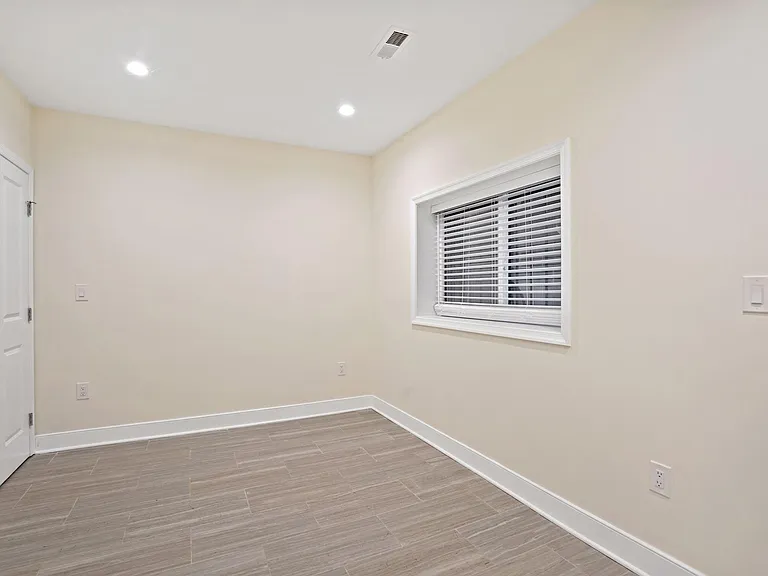 26 Florida Ave NE #1 — Photo 17