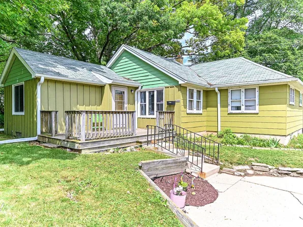 2204 West Ramsey AVENUE, Milwaukee, WI 53221