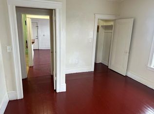 18 Bell St #2R, Woonsocket, RI 02895