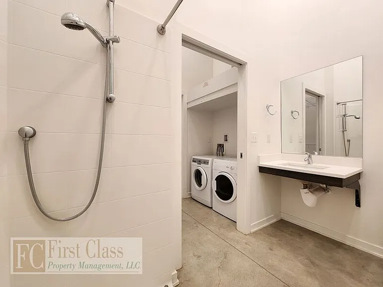 3334 SE Belmont St #104 — Photo 6