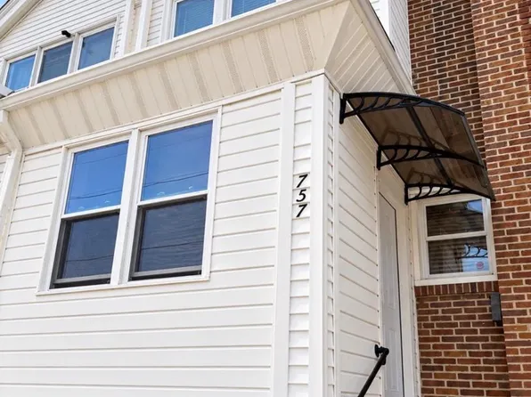 757 Garland St, Philadelphia, PA 19124