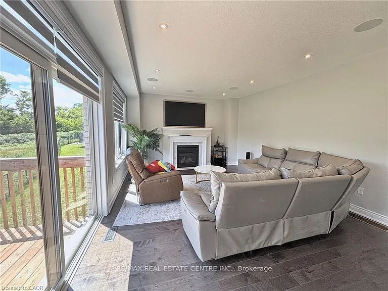 24 Mears Rd — Photo 2