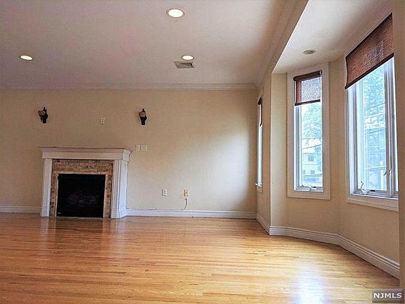 2nd image of 53 Marion Ave APT C
